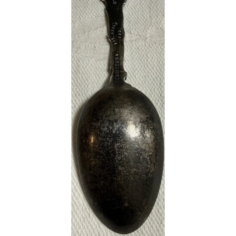 John Alden & Pricilla  Plymouth Massachusetts Sterling Silver Spoon Souvenir